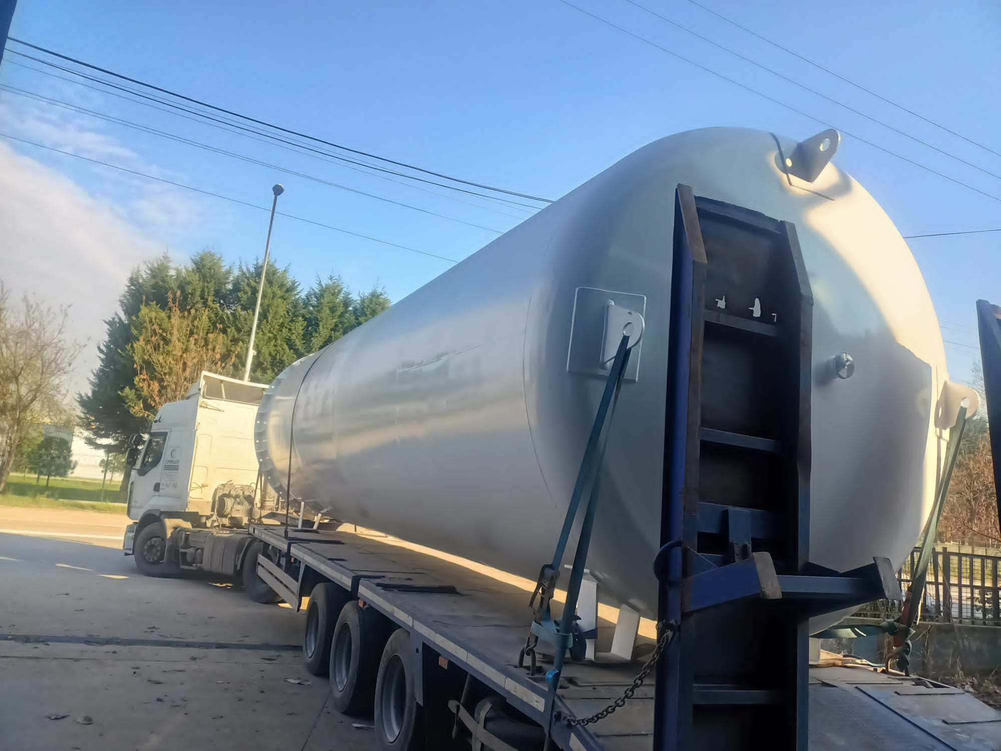 Production || CNS Tank - Cryogenic Tank | Cryogenic Storage Tanks, Air Tanks, Crude Oil Storage Tank, Tank Container, LPG Storage Pressure Tanks, LPG Transport Tanks, Evaporators, Engineering, Technical Service & Spare Parts