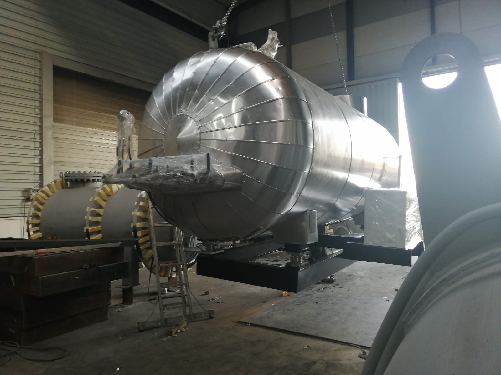 Production || CNS Tank - Cryogenic Tank | Cryogenic Storage Tanks, Air Tanks, Crude Oil Storage Tank, Tank Container, LPG Storage Pressure Tanks, LPG Transport Tanks, Evaporators, Engineering, Technical Service & Spare Parts